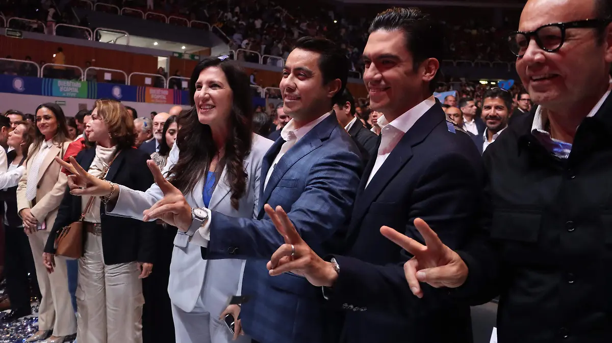 Felifer Macías reforzará servicios en Querétaro